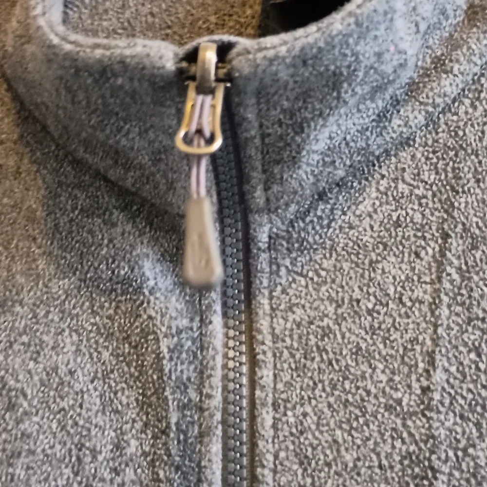 The North Face Fleece Jacket Full Zip Gray Mens XL Lightweight Warm‎ Outerwear
